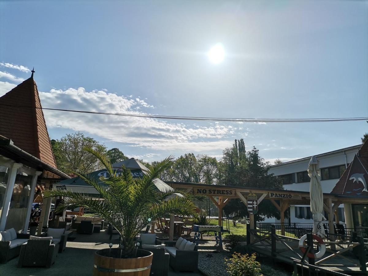 Bed and Breakfast No Stress Panzio-Pizzeria-Sporttabor Harkány Zewnętrze zdjęcie